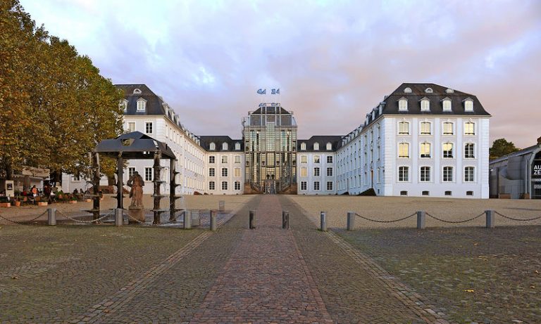 Earth Hour: Saarbrücker Schloss soll am Samstagabend dunkel bleiben